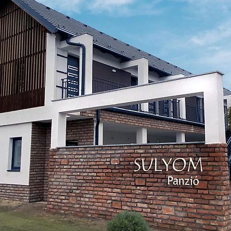 Sulyom Panzio Apartment Tiszafüred Exterior foto