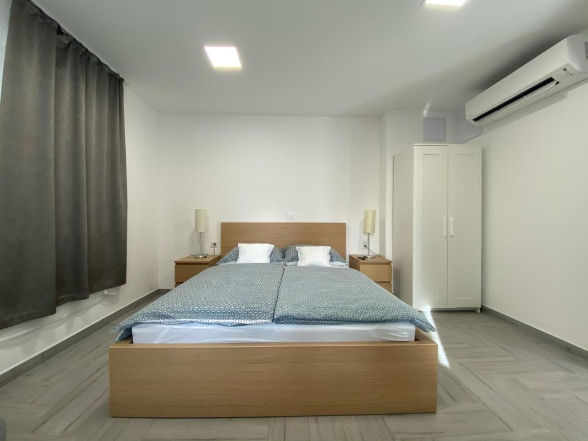 Sulyom Panzio Apartment Tiszafüred Exterior foto